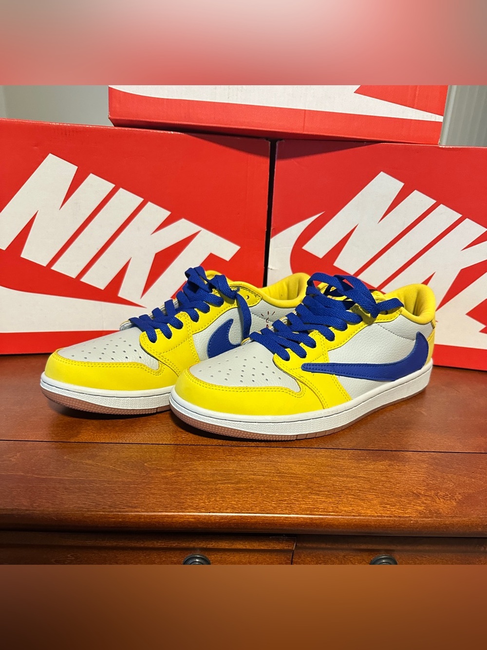 Travis Scott x Wmns Air Jordan 1 Retro Low OG SP 'Canary' (W11/M9.5)